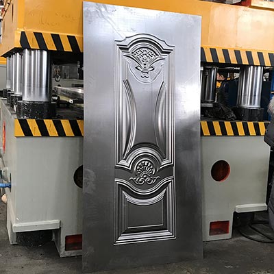 hydraulic press for manufacturing aluminium and steel door skin